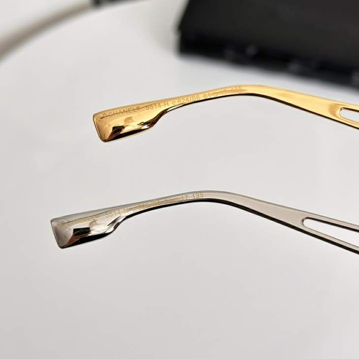 Picture of Chanel Sunglasses _SKUfw79398743fw